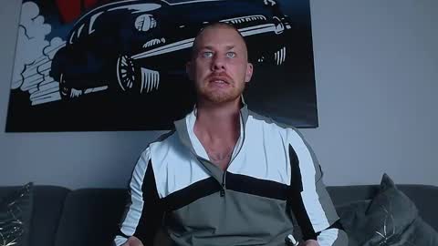 Snapshot of calvinhunt69 chatting on February 2025 04:26:01 PM Calvin online show from February 2025 04:26:01 PM