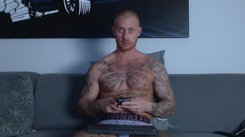 Snapshot of calvinhunt69 chatting on February 2025 06:47:02 PM Calvin online show from February 2025 06:47:02 PM