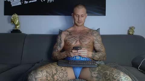 Snapshot of calvinhunt69 chatting on March 2025 08:21:01 PM Calvin online show from March 2025 08:21:01 PM