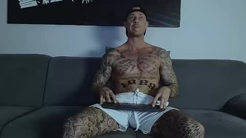 Snapshot of calvinhunt69 chatting on September 2025 12:00:02 AM Calvin online show from September 2025 12:00:02 AM