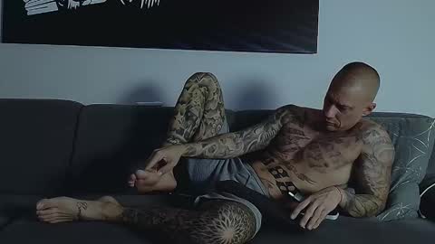 Snapshot of calvinhunt69 chatting on September 2025 08:44:01 PM Calvin online show from September 2025 08:44:01 PM