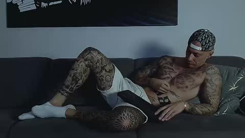 Snapshot of calvinhunt69 chatting on September 2025 10:24:01 PM Calvin online show from September 2025 10:24:01 PM