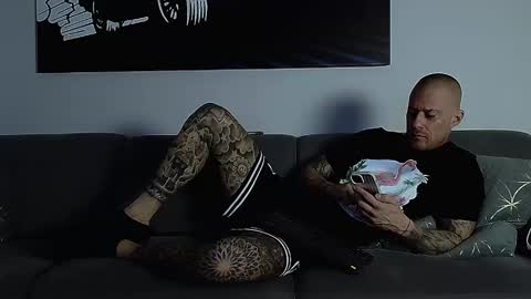 Snapshot of calvinhunt69 chatting on October 2025 03:30:01 PM Calvin online show from October 2025 03:30:01 PM