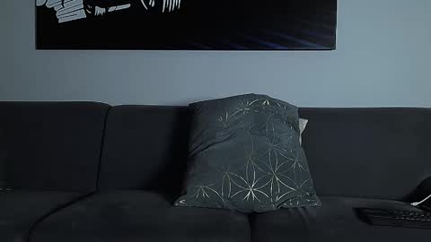 Snapshot of calvinhunt69 chatting on October 2025 09:23:01 PM Calvin online show from October 2025 09:23:01 PM