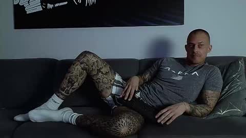 Snapshot of calvinhunt69 chatting on October 2025 09:26:02 PM Calvin online show from October 2025 09:26:02 PM