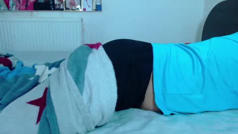 Snapshot of calvinjohnlad chatting on February 2025 12:04:02 AM Calvinjohnlad online show from February 2025 12:04:02 AM