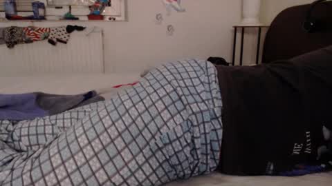 Calvinjohnlad online show from November 2025 01:59:01 AM