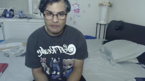 Calvinjohnlad online show from December 2025 06:13:02 PM