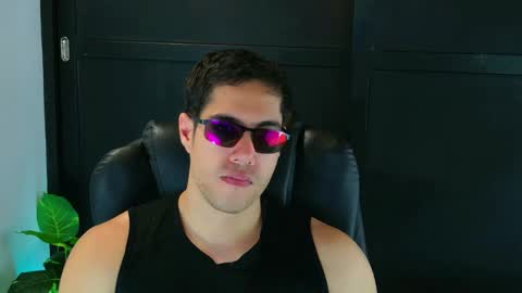 camara110 online show from February 2025 03:23:02 AM