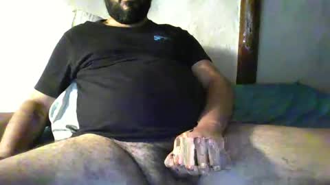 Snapshot of camera008 chatting on February 2025 06:40:02 PM camera008 online show from February 2025 06:40:02 PM