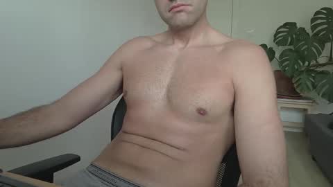 Snapshot of cameraman8686 chatting on May 2026 12:22:01 PM Cameraman86 online show from May 2026 12:22:01 PM