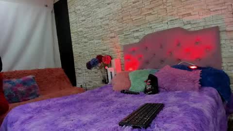 cameron_april online show from November 2025 11:42:02 AM