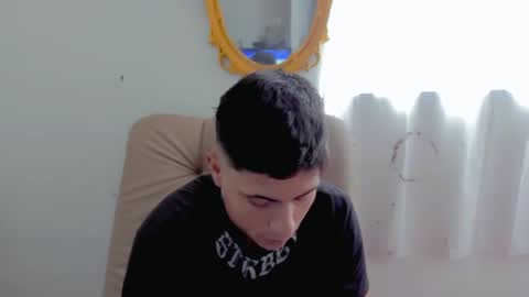 Snapshot of cameron_re chatting on October 2025 05:53:02 PM cameron_re online show from October 2025 05:53:02 PM