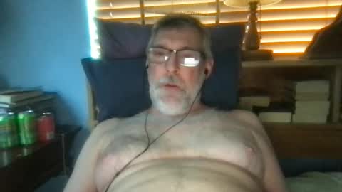 Snapshot of camhardwood chatting on September 2025 04:41:01 PM Cam Hardwood online show from September 2025 04:41:01 PM