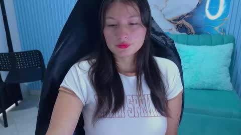 Cami  online show from November 2025 11:24:02 AM