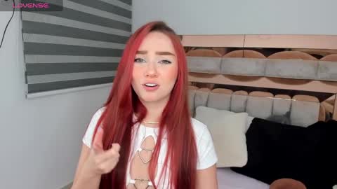 Snapshot of cami_lovers1 chatting on February 2025 12:04:01 AM camii online show from February 2025 12:04:01 AM