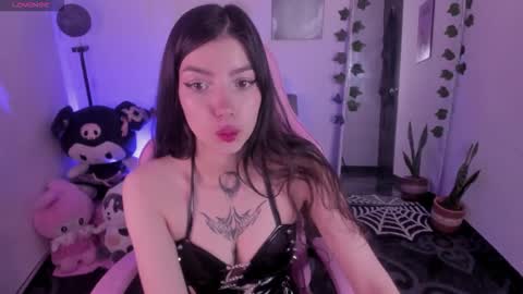 CAMI  online show from October 2025 09:52:01 PM