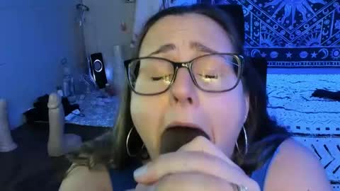 Camie Ray  online show from January 2025 08:13:02 PM