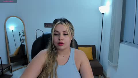 Snapshot of camiilaa1 chatting on January 2025 02:46:02 AM Camila online show from January 2025 02:46:02 AM