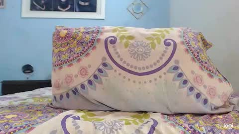 Snapshot of camila_blandexxxx chatting on December 2024 12:09:01 AM Instagram camila blande1 online show from December 2024 12:09:01 AM