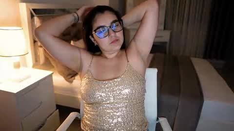 Camila buitrago online show from November 2025 11:36:02 PM