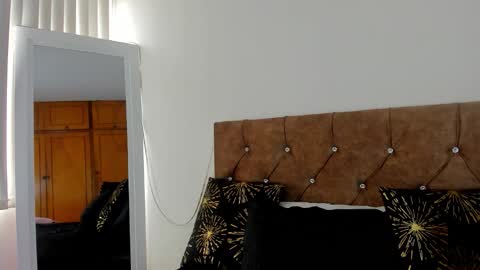 camila_collins7 online show from November 2025 01:10:02 PM