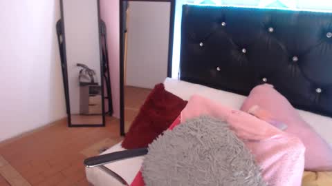 camila online show from November 2025 12:13:01 PM