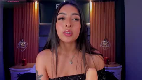 Camila online show from October 2025 04:21:01 AM