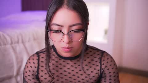 Camila online show from March 2026 04:18:01 AM