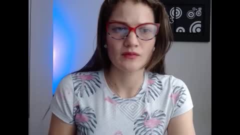 Camila ventura online show from September 2025 02:00:02 PM