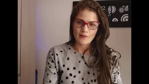 Camila ventura online show from November 2025 03:20:02 AM