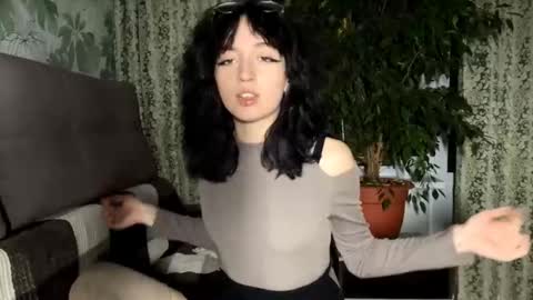 Snapshot of camilaligons chatting on December 2025 03:39:01 PM Reily online show from December 2025 03:39:01 PM