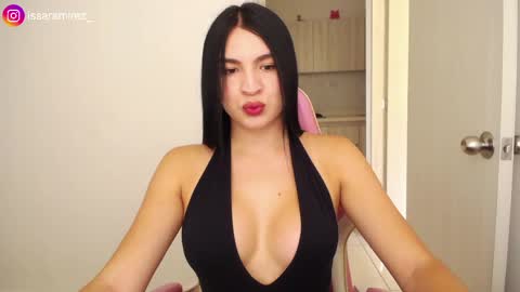 Snapshot of camilaryan chatting on April 2026 05:54:01 PM X IGcamiryan01 online show from April 2026 05:54:01 PM