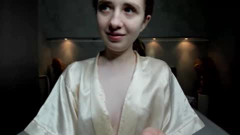 Snapshot of camilla_kelly chatting on November 2025 01:06:01 AM Camilla online show from November 2025 01:06:01 AM