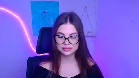 Snapshot of camilla_xo_ chatting on November 2025 01:01:01 PM Camilla online show from November 2025 01:01:01 PM