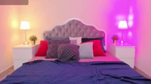 Snapshot of camilladreamer chatting on November 2025 06:30:02 PM camilladreamer online show from November 2025 06:30:02 PM