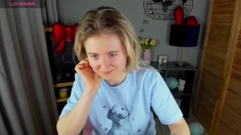 Snapshot of camilladreamer chatting on February 2026 01:18:02 AM camilladreamer online show from February 2026 01:18:02 AM