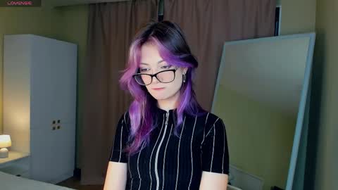 Emily online show from April 2026 04:14:01 PM