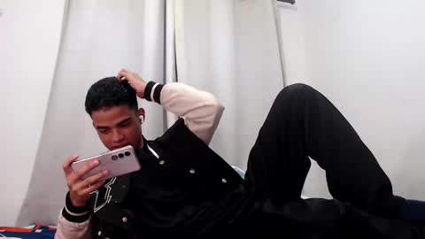 camillo_beischel_ online show from November 2025 07:03:01 PM