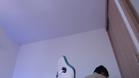 camilo_contre21 online show from March 2026 07:31:01 PM