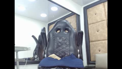 camilobuck online show from December 2025 11:34:02 PM