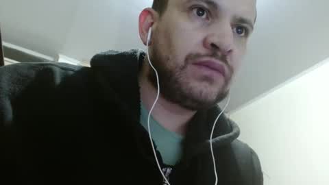 Snapshot of camiloking17 chatting on February 2025 10:15:02 AM camilo online show from February 2025 10:15:02 AM