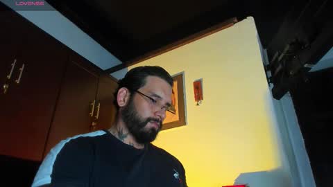 Snapshot of camilomayer chatting on February 2026 03:51:01 PM Camilo online show from February 2026 03:51:01 PM