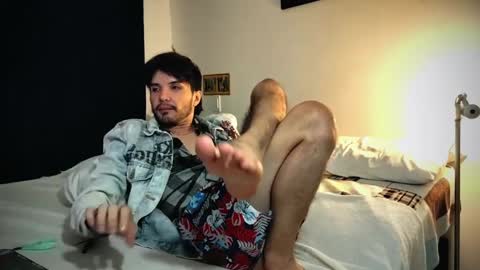 camilo online show from February 2025 01:10:01 AM