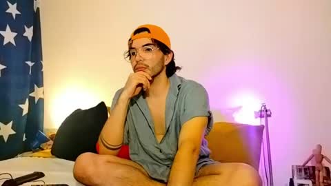 Snapshot of camilosaennz chatting on July 2026 02:28:01 AM camilo online show from July 2026 02:28:01 AM