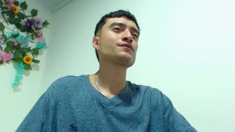 Snapshot of camiloyw2 chatting on February 2026 05:28:01 AM CAMILO online show from February 2026 05:28:01 AM