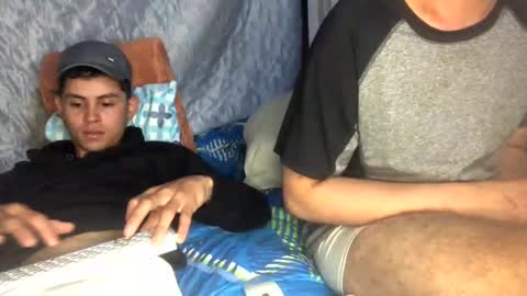 Snapshot of camivaron chatting on January 2025 03:06:02 AM camivaron online show from January 2025 03:06:02 AM