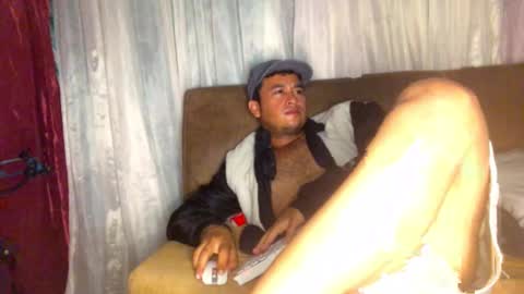 Snapshot of camivaron chatting on February 2025 02:52:01 AM camivaron online show from February 2025 02:52:01 AM