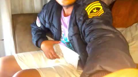 Snapshot of camivaron chatting on February 2025 07:04:02 AM camivaron online show from February 2025 07:04:02 AM