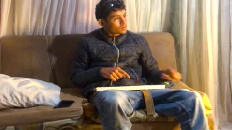 Snapshot of camivaron chatting on February 2025 10:48:02 AM camivaron online show from February 2025 10:48:02 AM